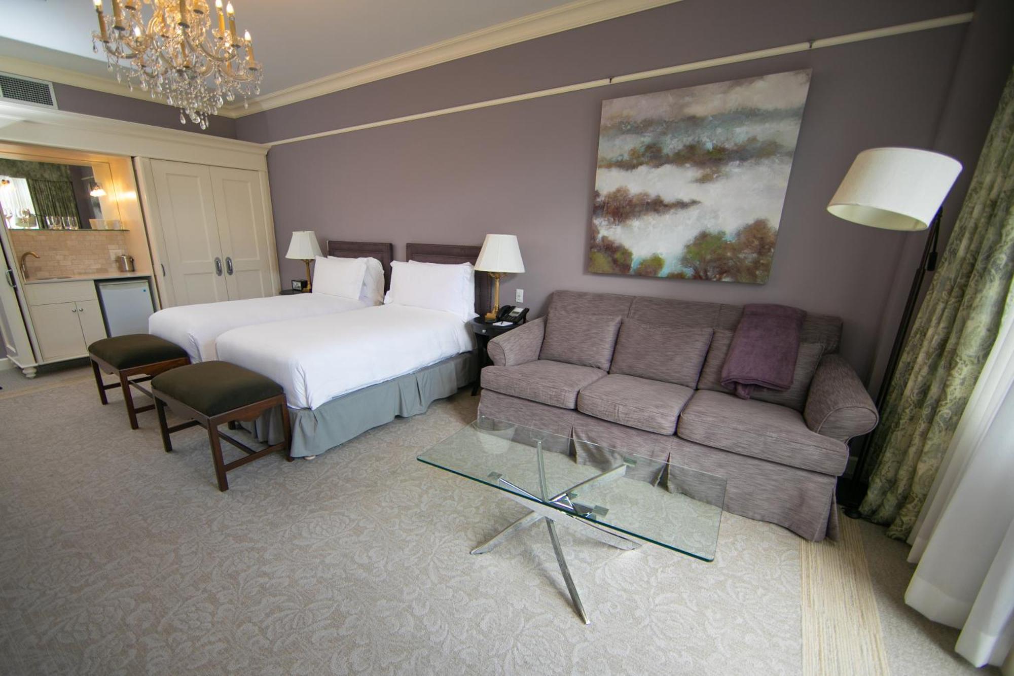 The Bruce Hotel Stratford Exterior photo